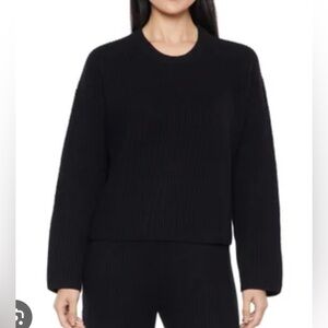 GAP Black Knit Sweater - Boxy Fit - Black